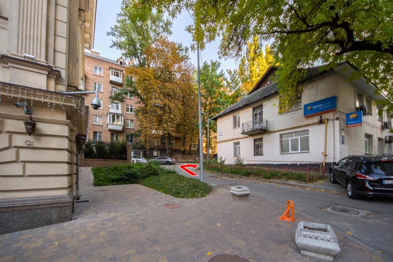 Apartment On Leonida Pervomais'Koho เคียฟ ภายนอก รูปภาพ